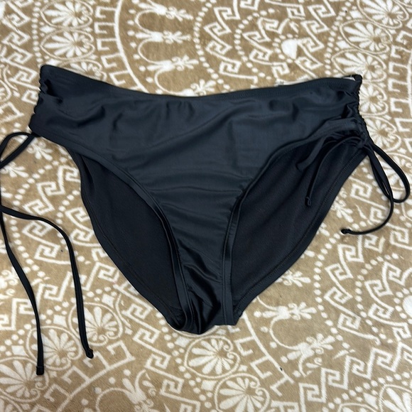 Time and Tru Black Bikini with Adjustable Side Ties - Picture 1 of 8